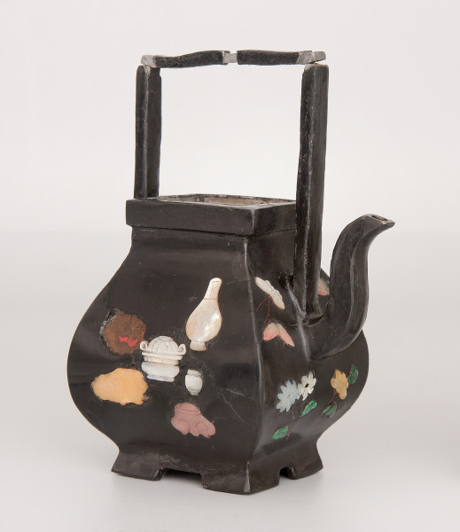 ujęcie całości 3/4 - widoczne strony: pierwsza i druga