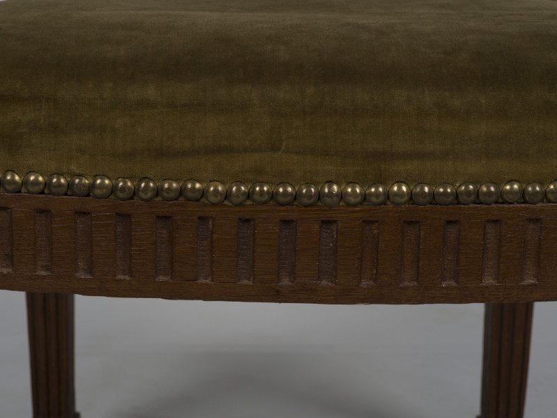 zbliżenie na dekorację przedniej cargi