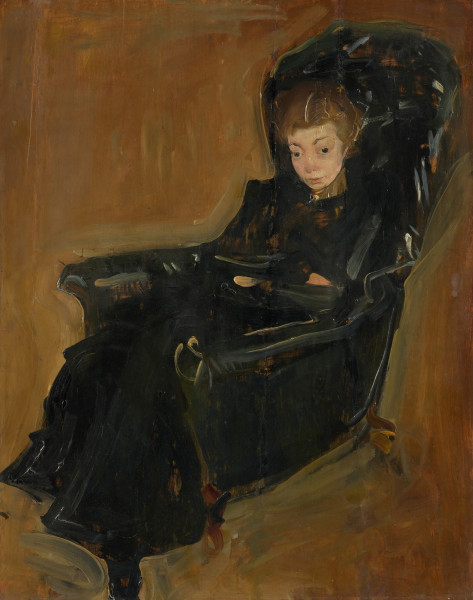 obraz - Ujęcie z przodu; Siedząca w fotelu postać drobnej kobiety w ciemnej sukni wypełniająca niemal całą długość diagonali obrazu.