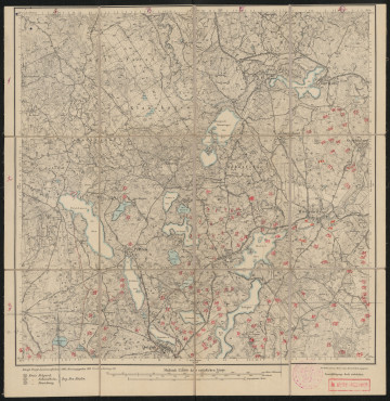 Mapa drukowana 969 Wusterwitz III - Ujęcie z przodu; Mapę 969 Wusterwitz III opracowano w 1909, wydano w 1911 i dodrukowano w 1911 roku. Obejmuje obszar w pobliżu miejscowości Wusterwitz, Kreis Dramburg, Reg. Bez. Köslin, Prov. Pommern, dziś Ostrowice, pow. drawski, woj. zachodniopomorskie, Polska. Jest jednym z dwóch zachowanych egzemplarzy arkusza przedwojennej mapy topograficznej oznaczonego godłem 969, zawierającym dane o lokalizacji obiektów i ich nazw w zasobie archiwalnym Flurnamen Sammlung. Na drukowanej mapie ręcznie naniesiono warstwę z numeracją obiektów fizjograficznych odnoszących się do miejscowości: Wusterwitz; Pritten, dziś Przytoń; Born, dziś Borne; Dolgen, dziś Dołgie.