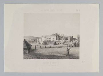 S/G/510/ML - Widok zamku w Krupem. Zamek w głębi kompozycji, na pierwszym planie rozległa łąka, na której dwaj koszący trawę mężczyźni. Po lewej kryta strzechą drewniana chata. Zamek w kształcie czworoboku z dwoma skrzydłami mieszkalnymi ustawionymi prostopadle, będącymi jednocześnie częścią murów obwodowych. Skrzydło zamkowe z dwoma rzędami prostokątnych okien, zwieńczone attyką, w narożu fragmentarycznie zachowana basteja(?). 
