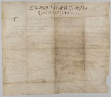 ML/H/585 - Statut biłgorajskiego cechu kuśnierskiego. Dokument rękopiśmienny w języku polskim datowany na 19 czerwca 1648 r. Statut wystawiony przez Zbigniewa Gorajskiego z Goraja, kasztelana chełmskiego, ustalający i zatwierdzający w 31 artykułach porządek rzemiosła kuśnierskiego. Podpis wystawcy i potwierdzenie przez Marcina Leopolda Szczukę. Na lewym marginesie wykonane później ciemniejszym atramentem skróty niektórych artykułów.
