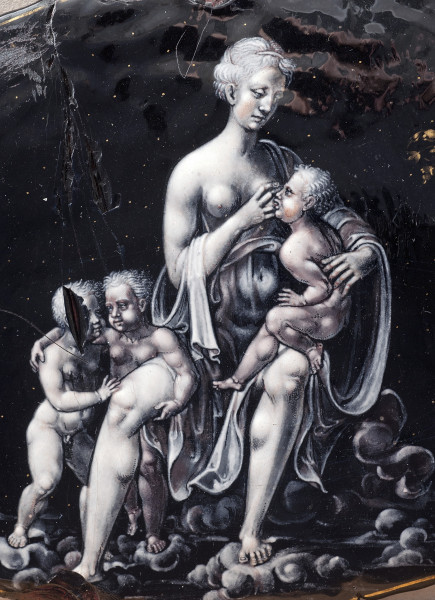 awers – fragment, siedząca kobieta karmiąca niemowlę, po lewej stronie dwójka dzieci.