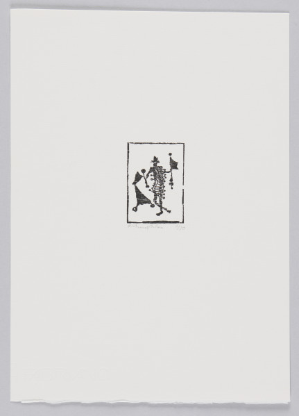 odbitka graficzna - Grafika przedstawiająca czarną sylwetkę człowieka trzymającego w rękach podłużne flagi (?) zakończone czarnymi okręgami. Na głowie postaci kapelusz. Przedstawienie wpisane w prostokątną ramkę stojącą na krótszym boku.