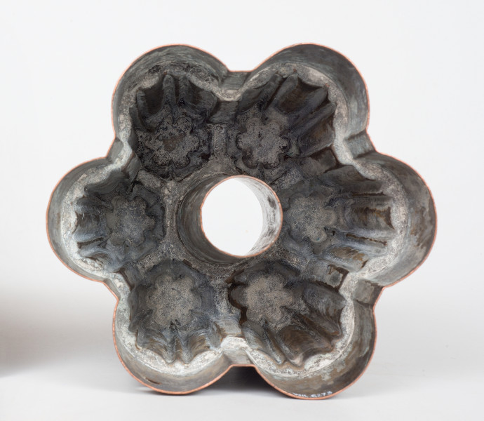 ujęcie 3/4 z dołu (na wnętrze)